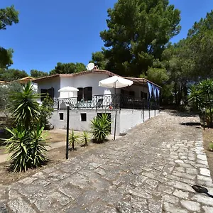 https://mario-nina-portopino-house.in-sardinia.net